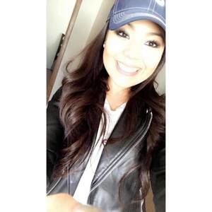 Meet your Posher, Dalia